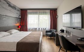 Bastion Hotel  3*